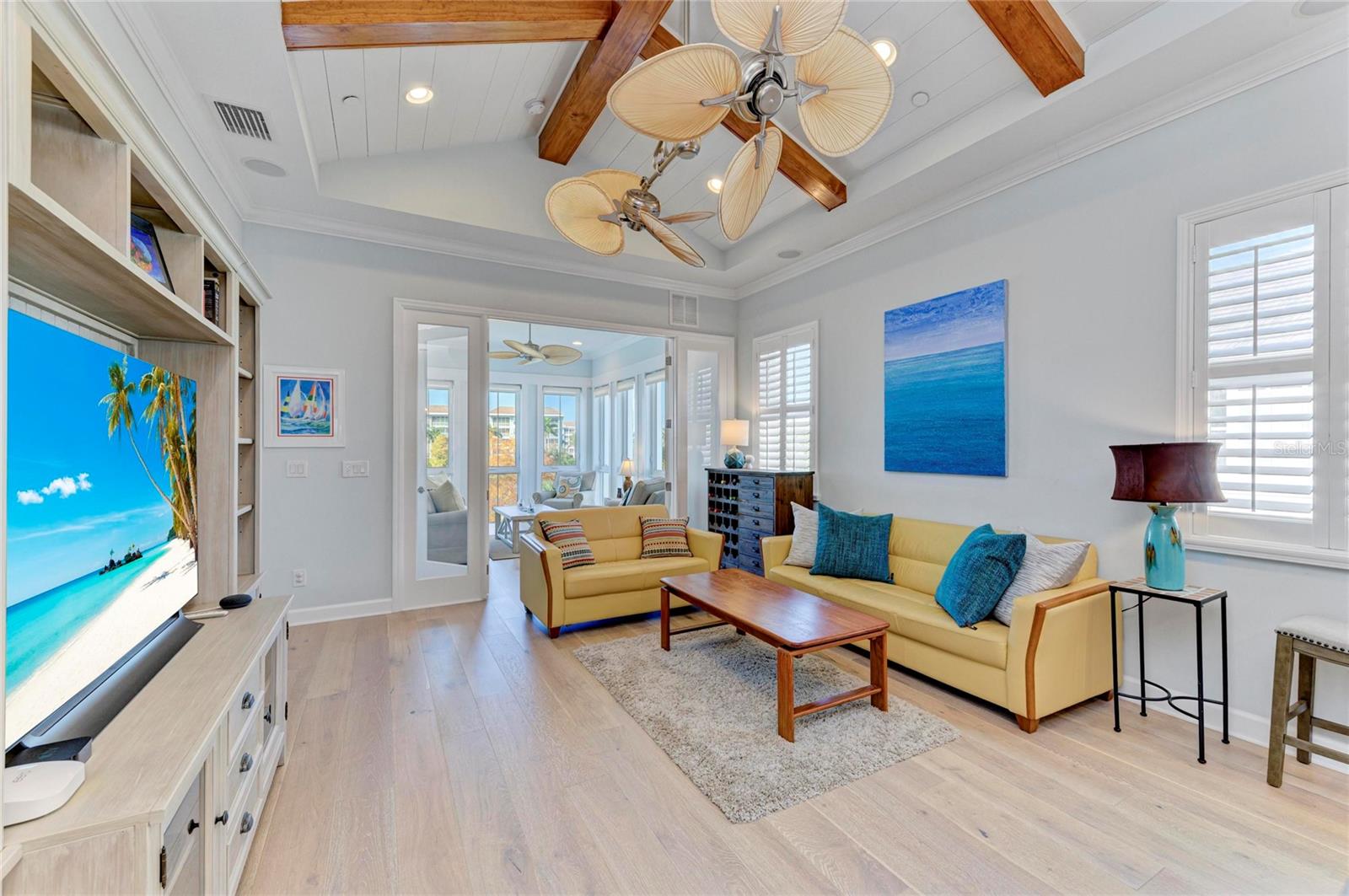 MANGROVE WALK ON HARBOUR ISLE PH 5 A PH - Residential