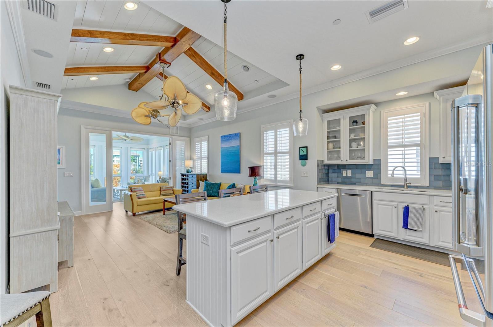 MANGROVE WALK ON HARBOUR ISLE PH 5 A PH - Residential