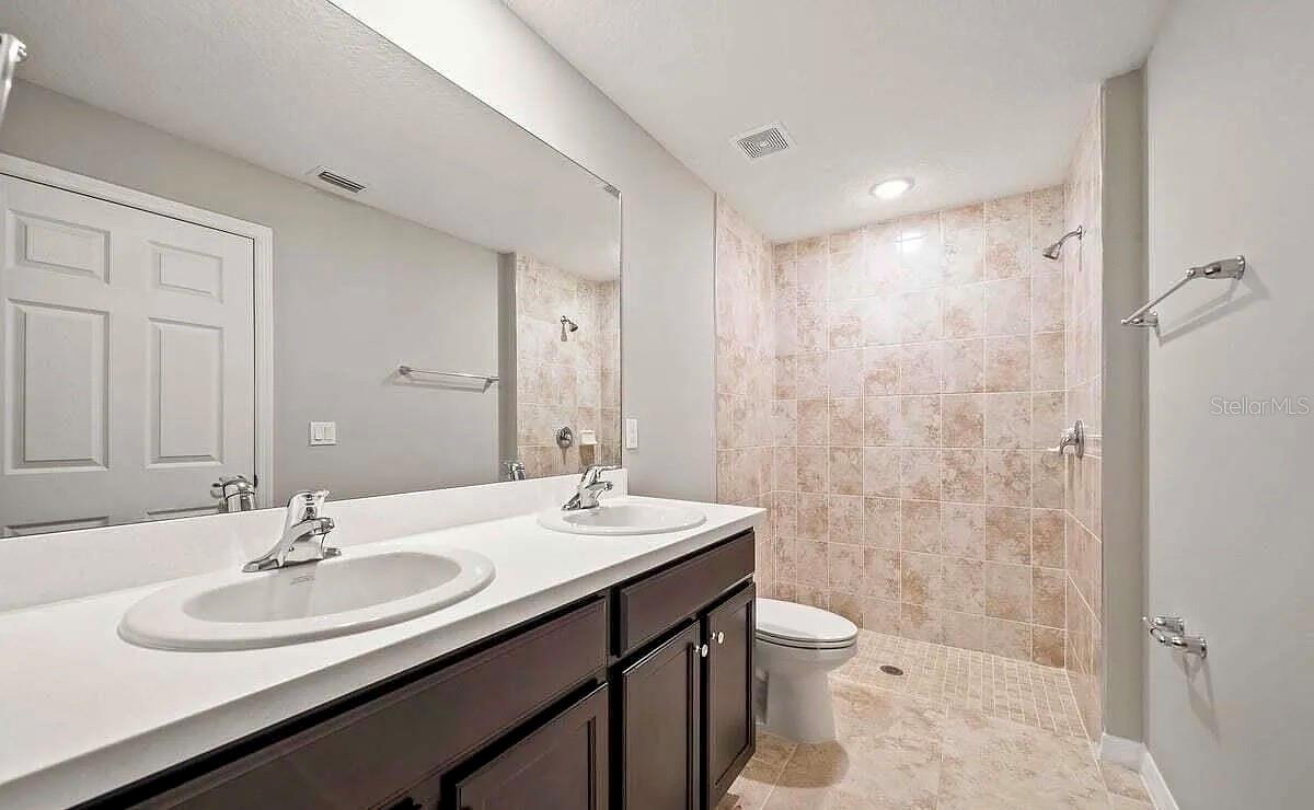 PORT MALABAR UNIT 15 - Residential Lease