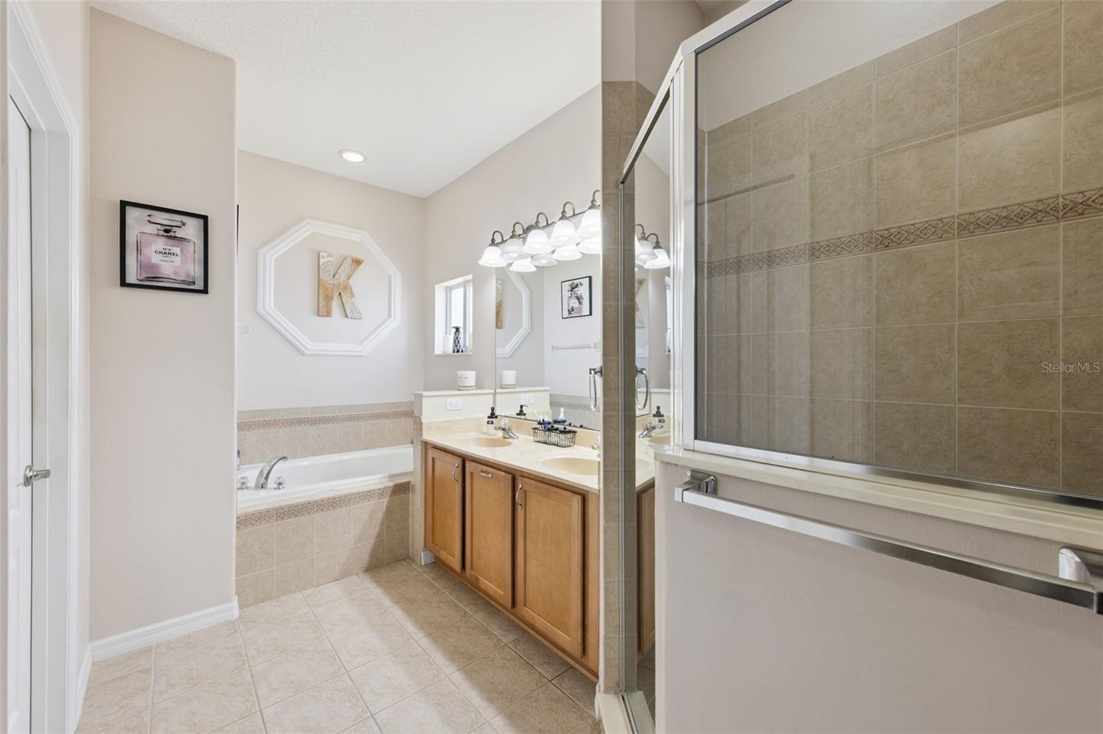STONEYBROOK HILLS UNIT 1 - Residential