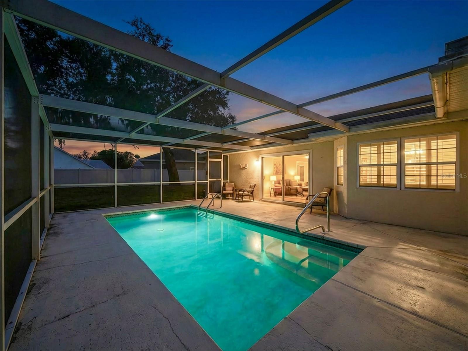 FAIRWAY OAKS - Residential