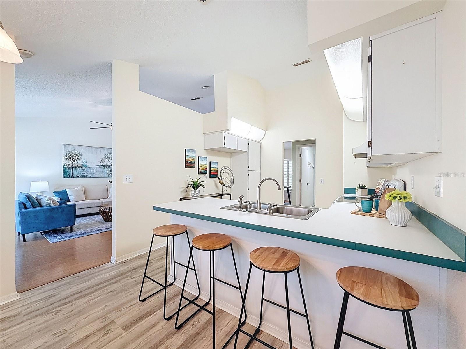 FAIRWAY OAKS - Residential