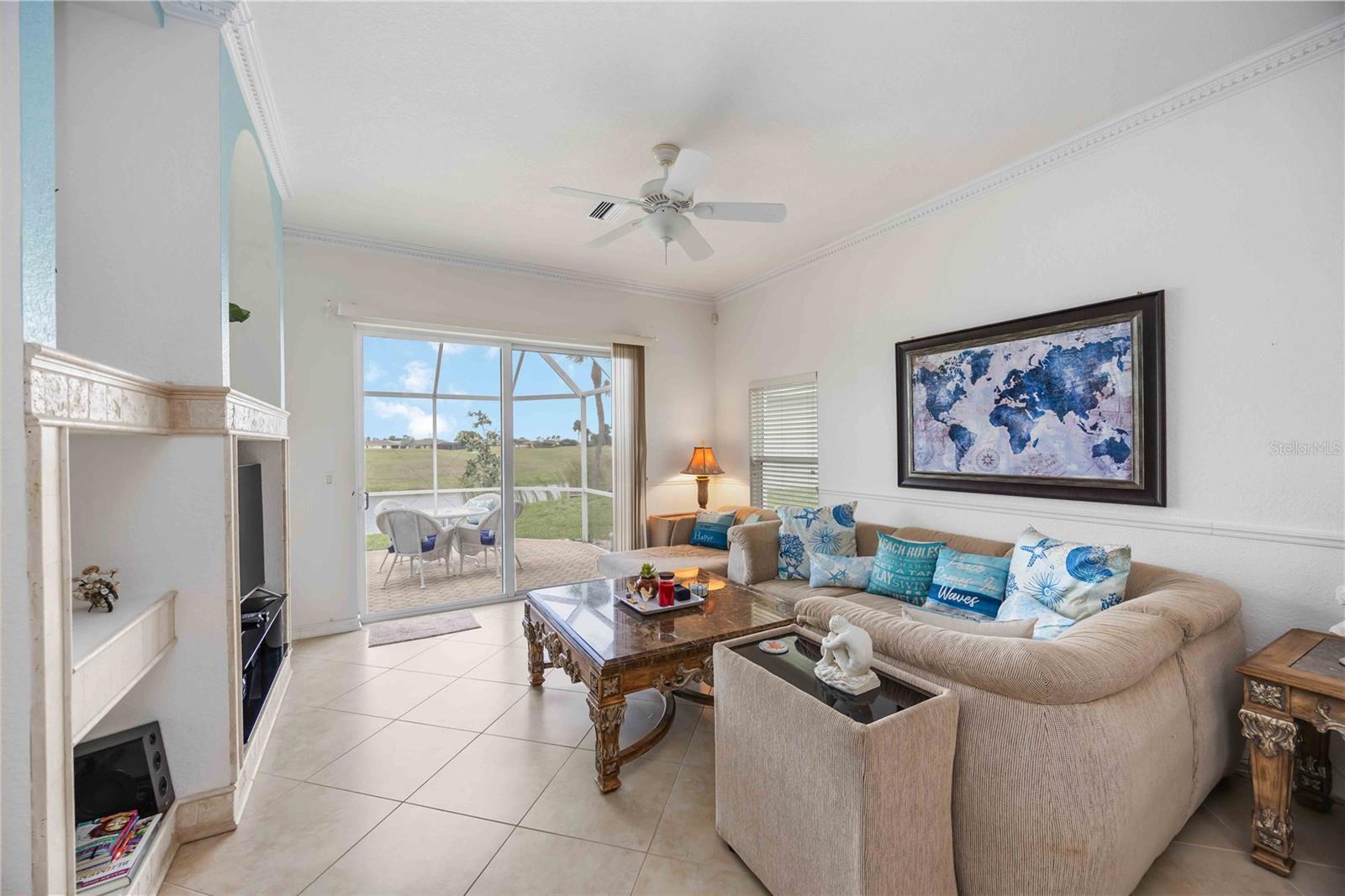 ROTONDA WEST PEBBLE BEACH - Residential