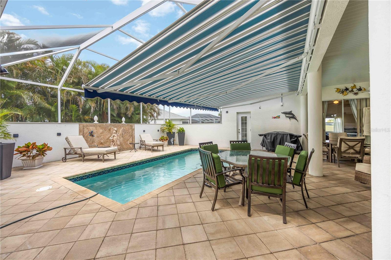 ROTONDA WEST PEBBLE BEACH - Residential