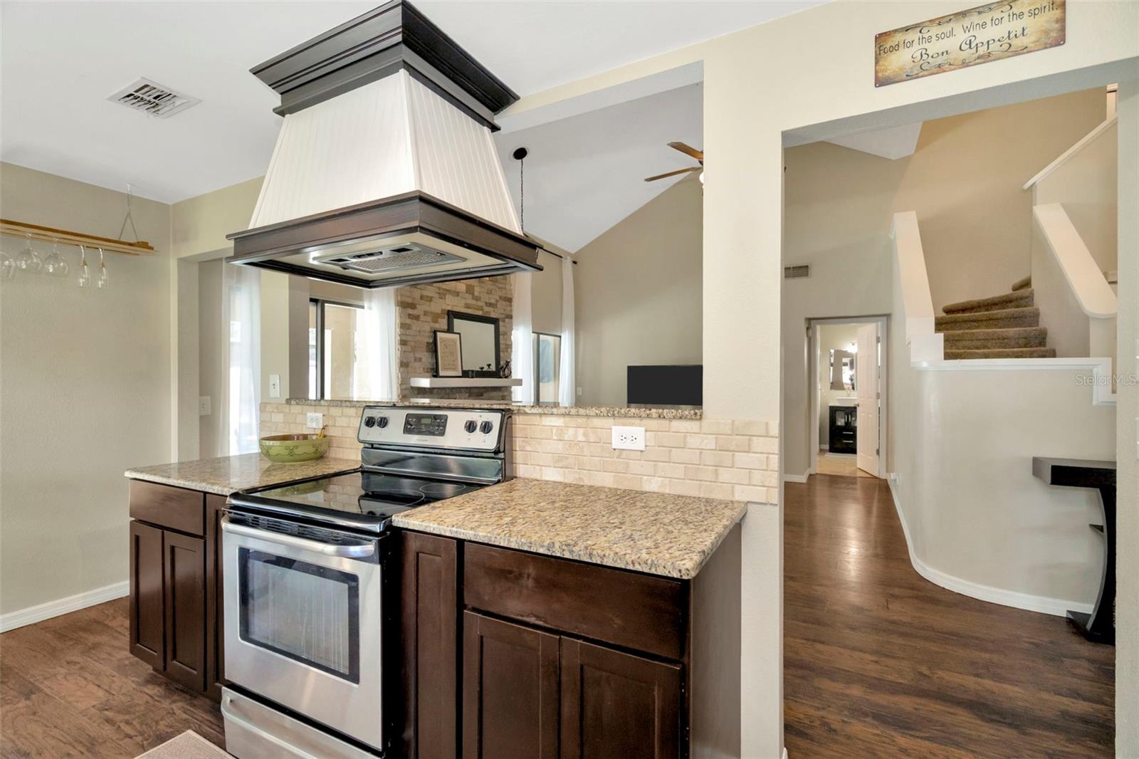1939 SANDALWOOD PLACE