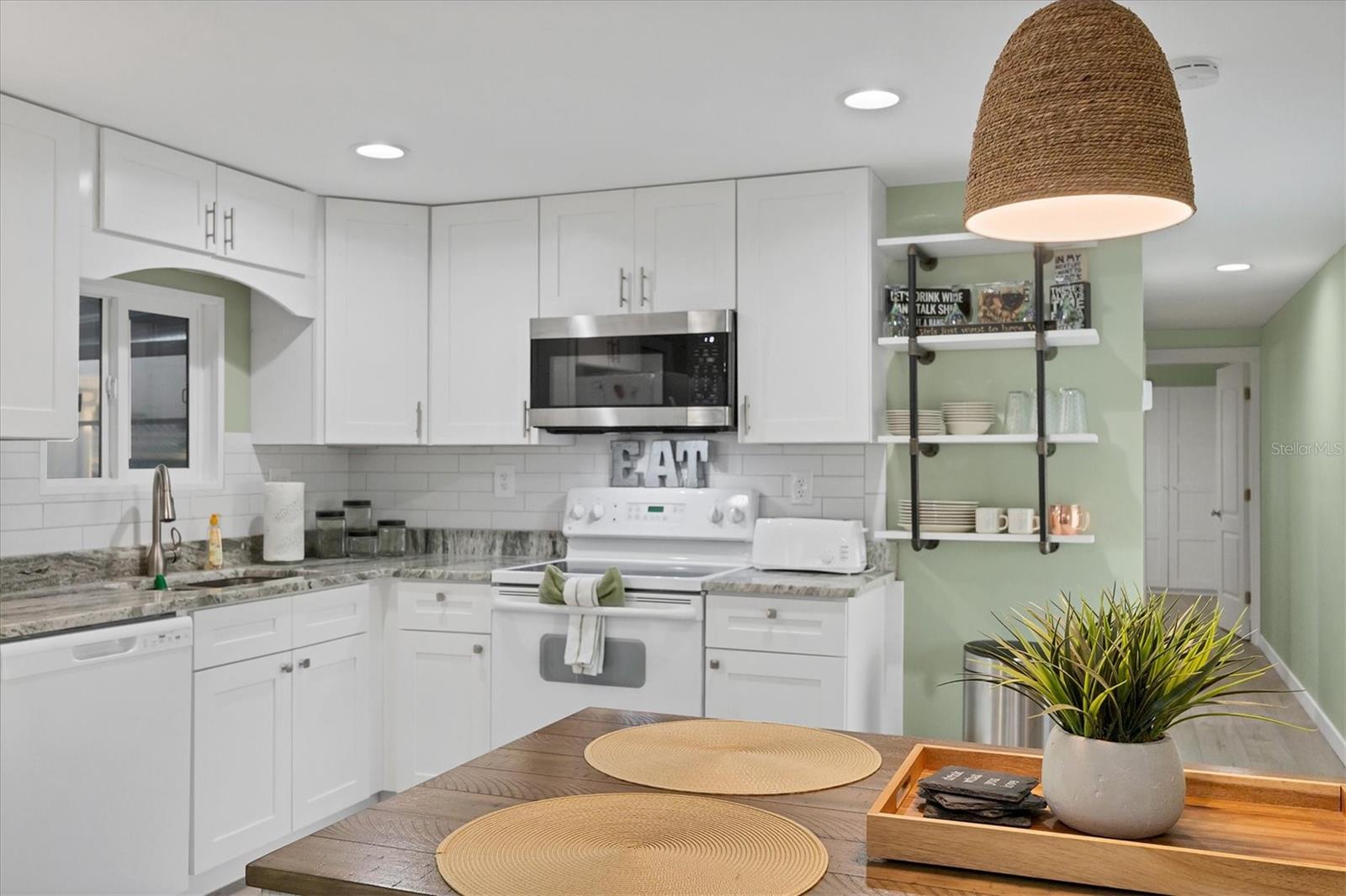 BROOK TO BAY - Residential