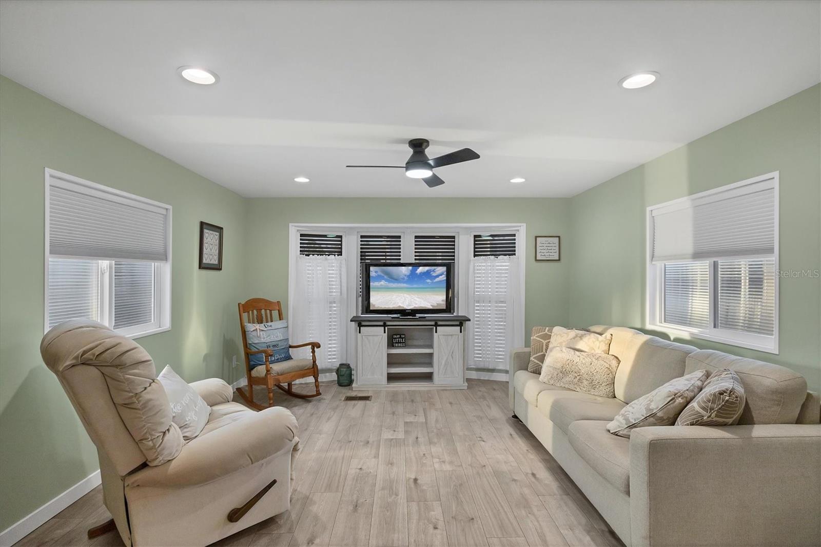 BROOK TO BAY - Residential