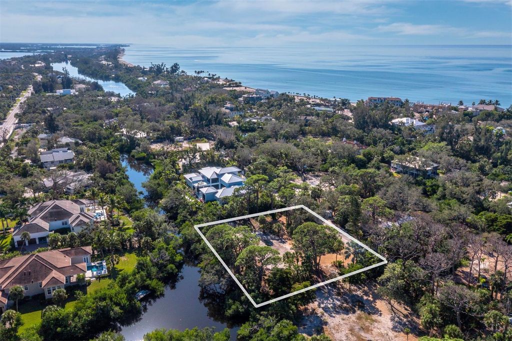 Photo of 7233 Pine Needle Road, Sarasota, FL 34242 (MLS # A4673688)