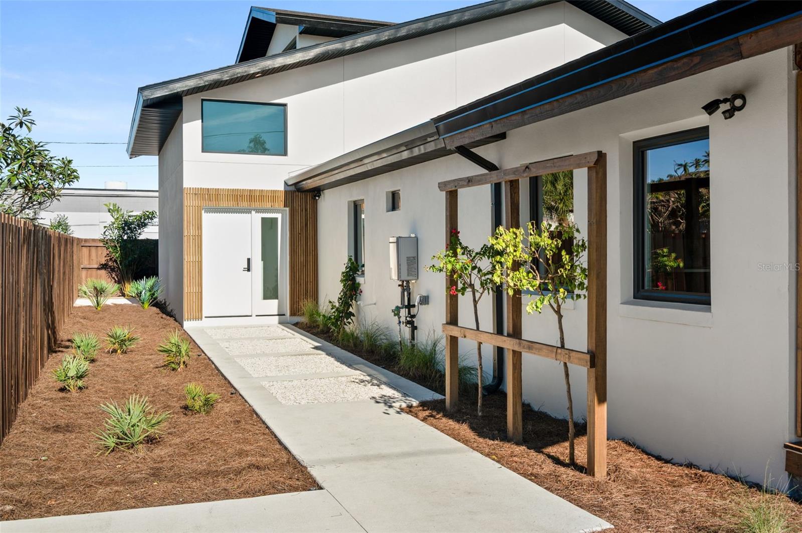 MAGNOLIA GARDENS SUB - Residential