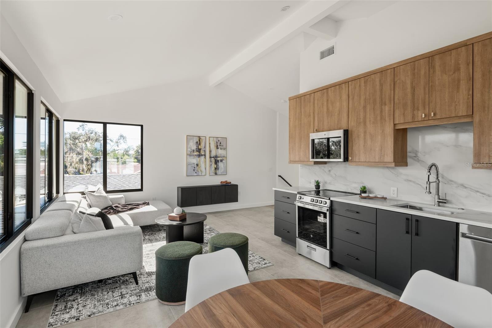 MAGNOLIA GARDENS SUB - Residential