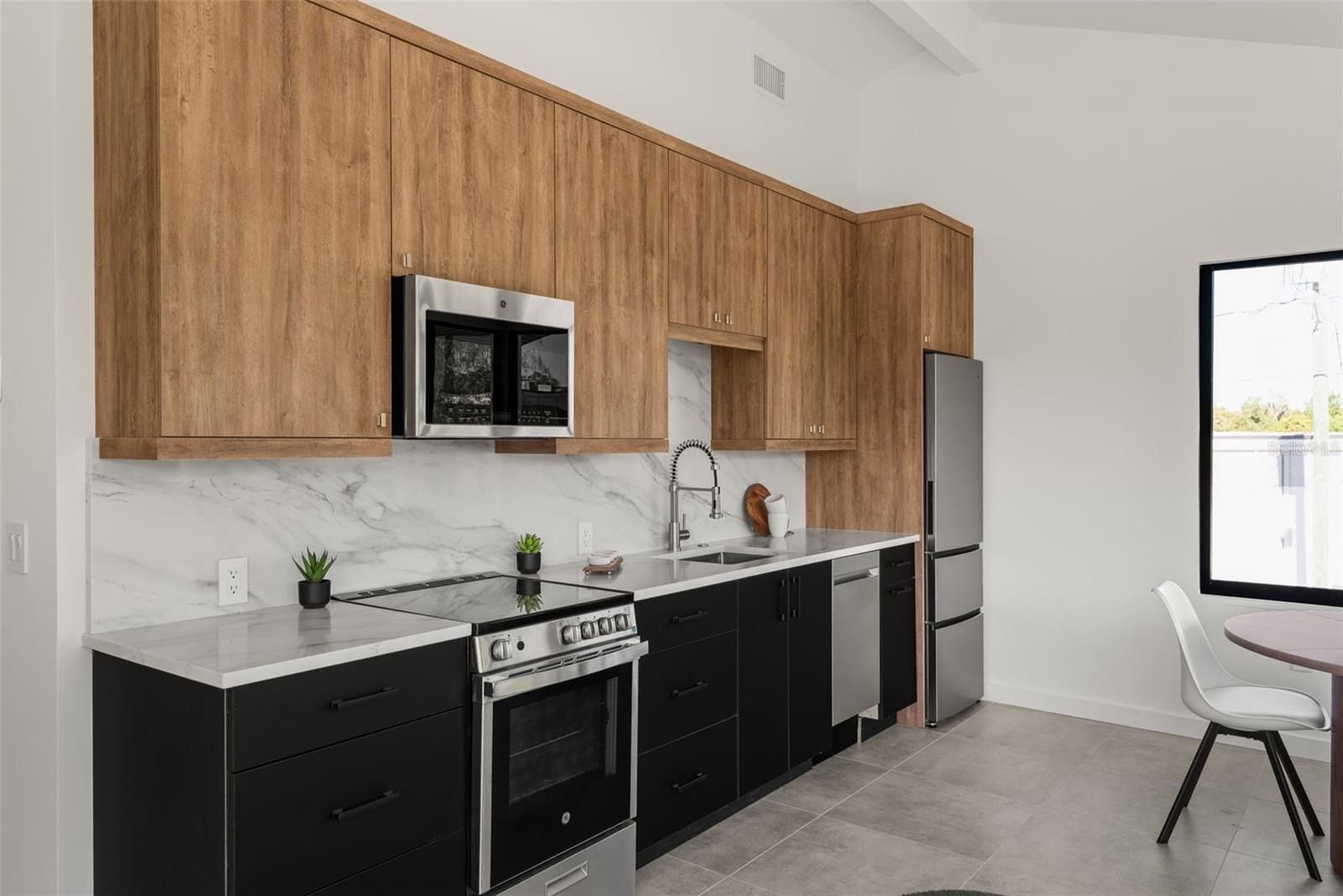 MAGNOLIA GARDENS SUB - Residential