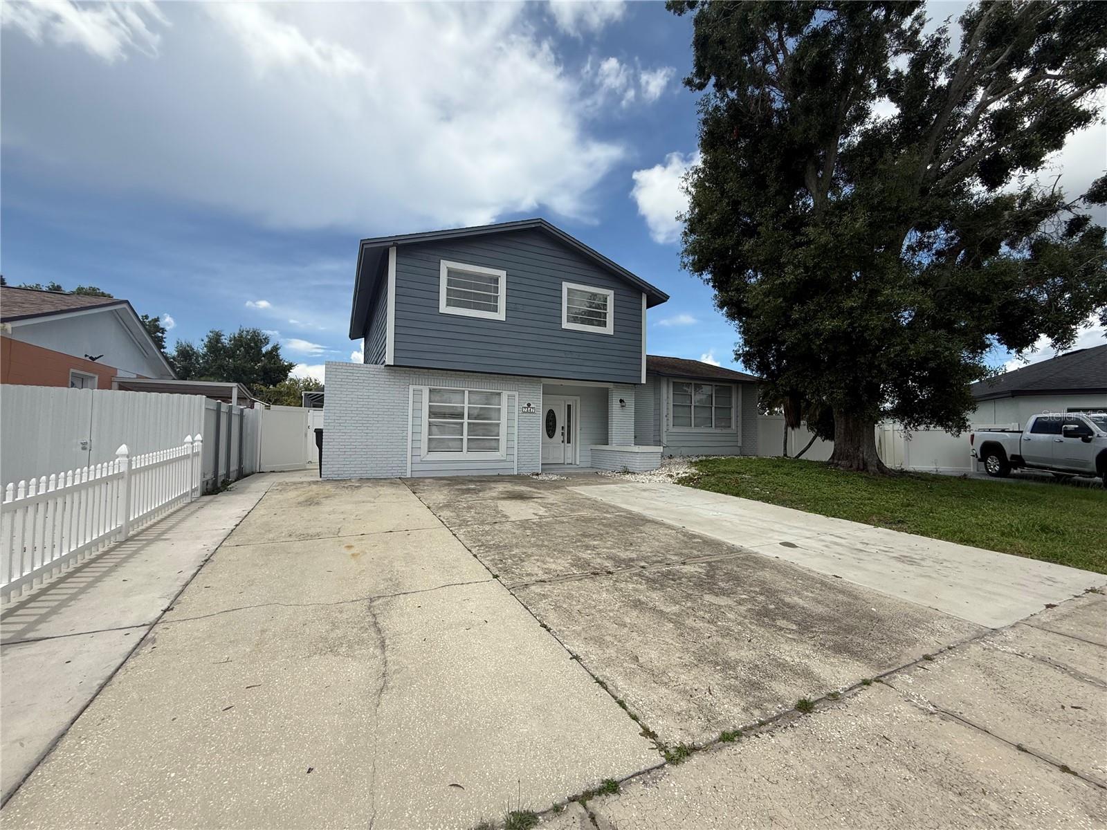 7347 W POCAHONTAS AVENUE