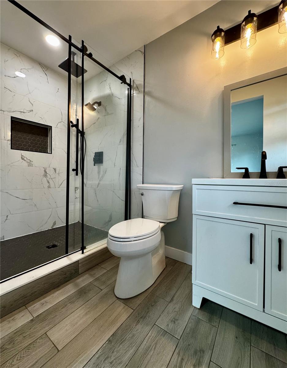 LAKEWOOD - Residential