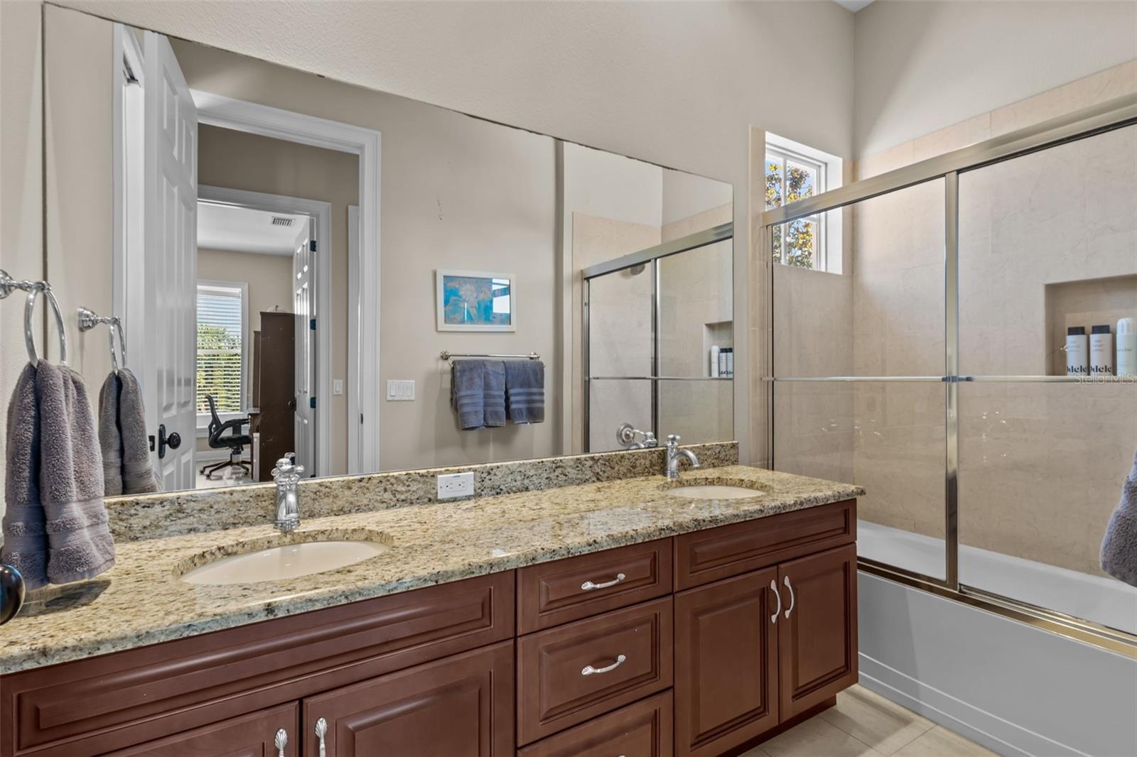 LADERA - Residential