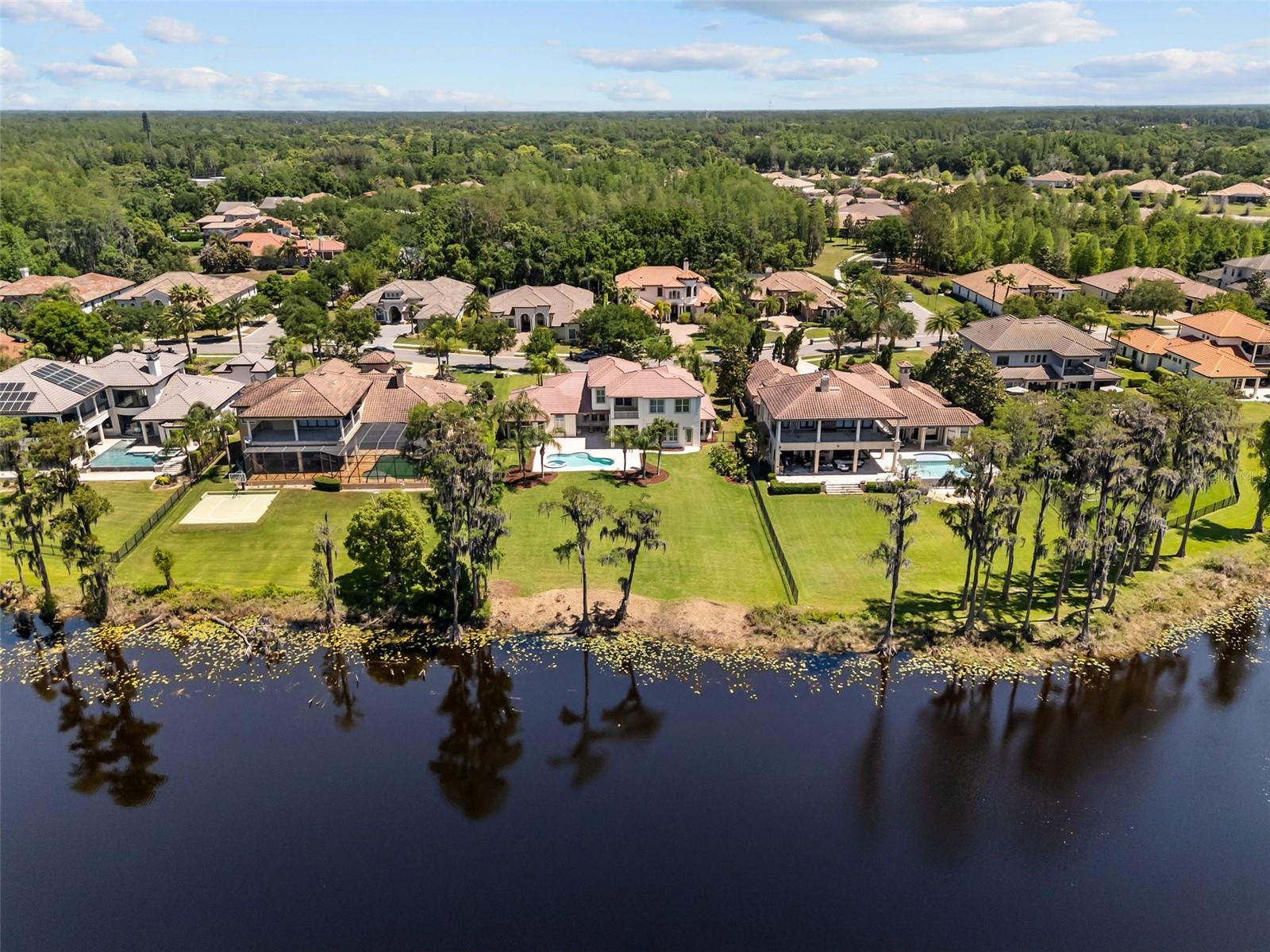 LADERA - Residential