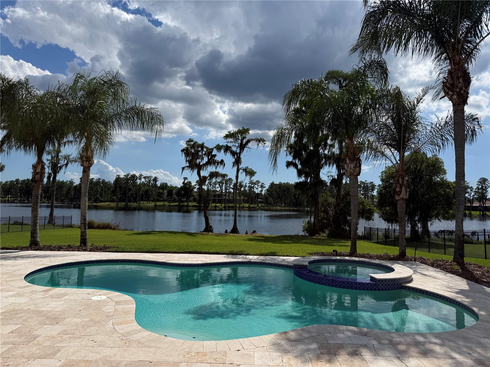 LADERA - Residential