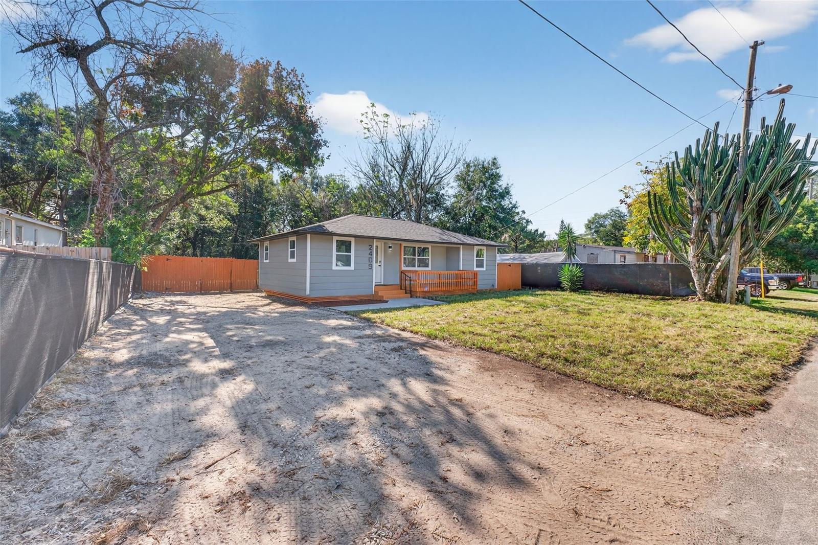 2409 GARBELIA AVENUE