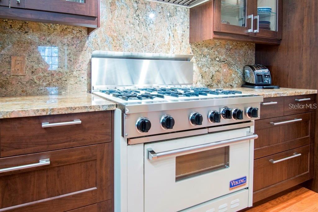 HANSEN MANOR TWNHMS - Residential