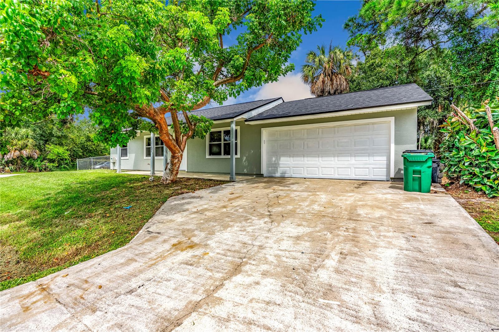 1131 SW LONDON LANE