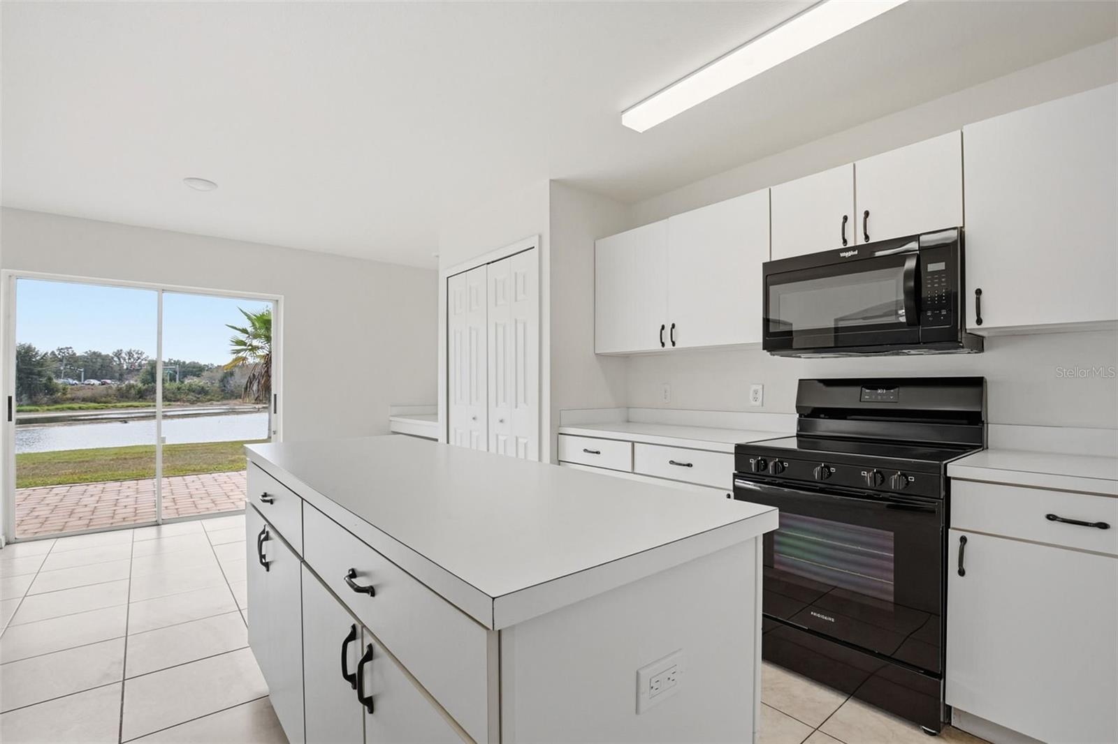 PINE RIDGE - Residential