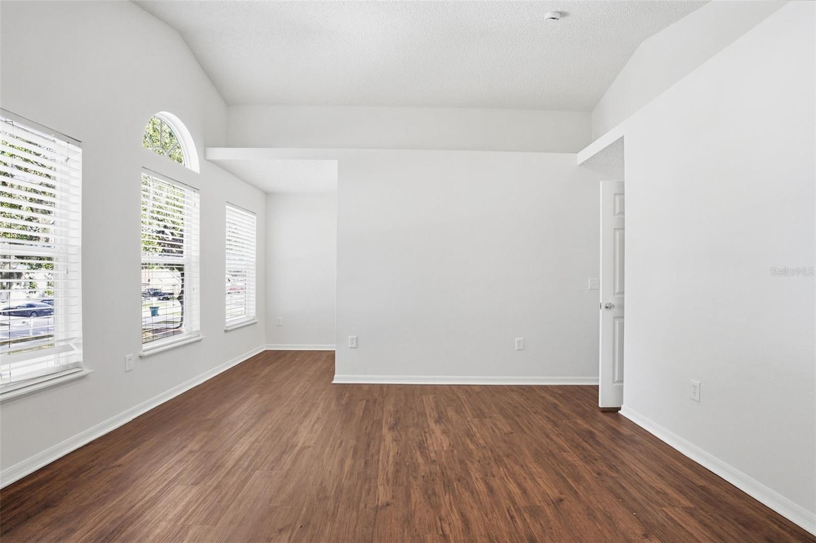 PINE RIDGE - Residential