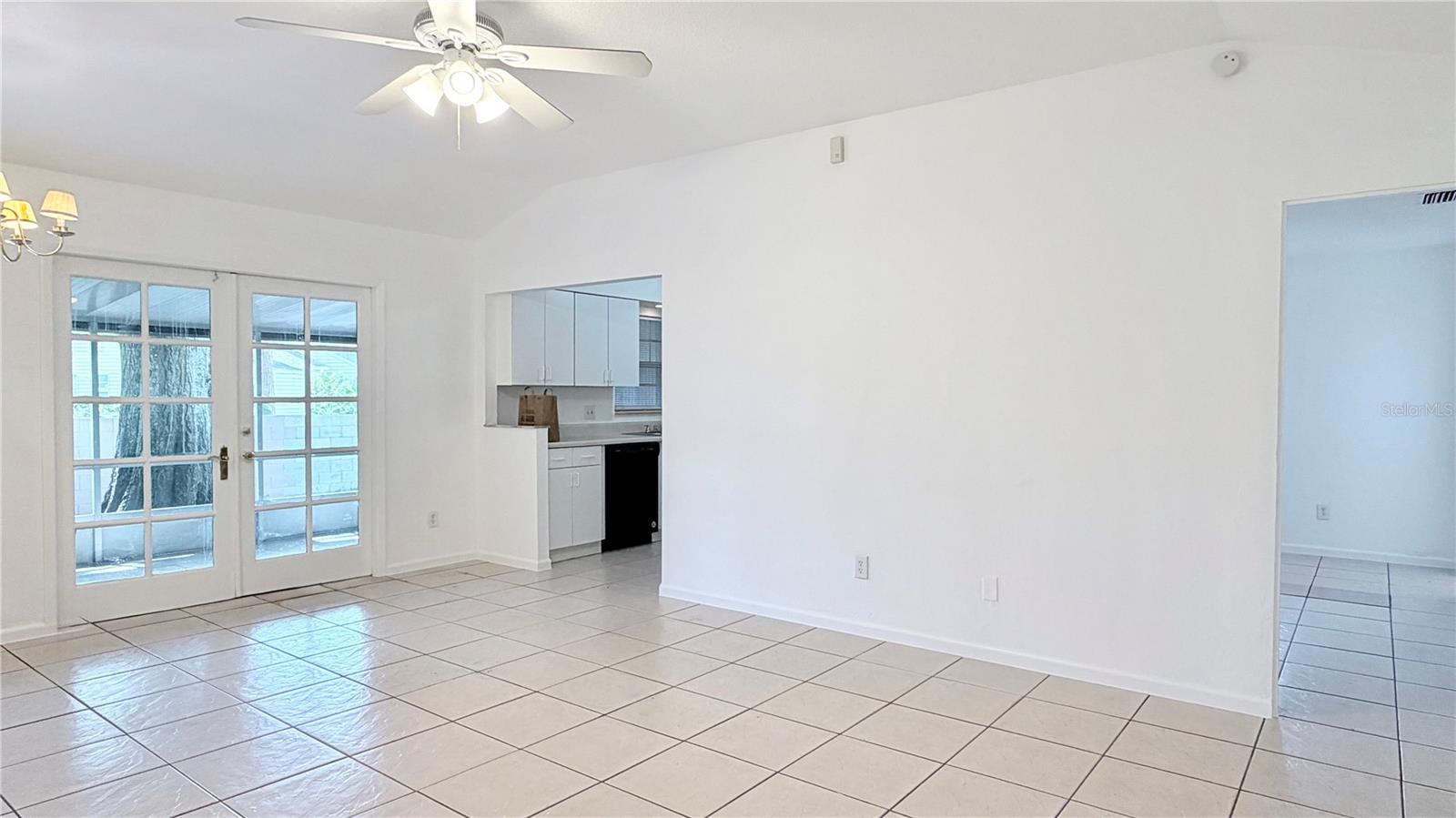 STORYBOOK VILLAGE - Residential Lease