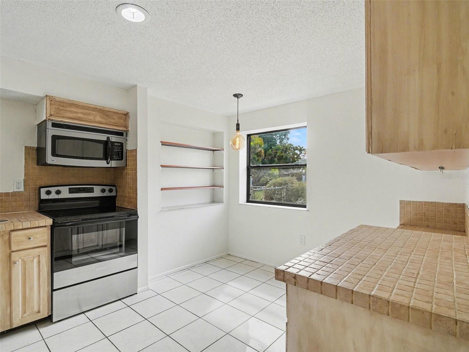 SOUTHRIDGE - Residential