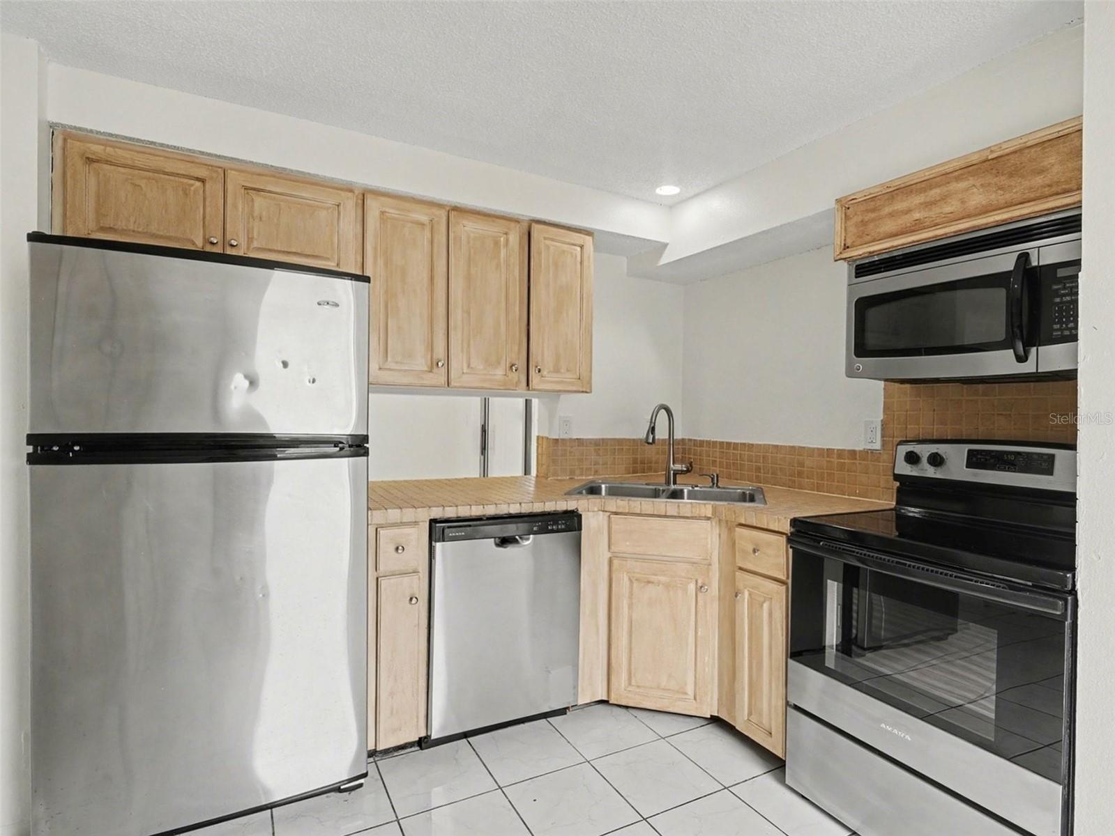 SOUTHRIDGE - Residential