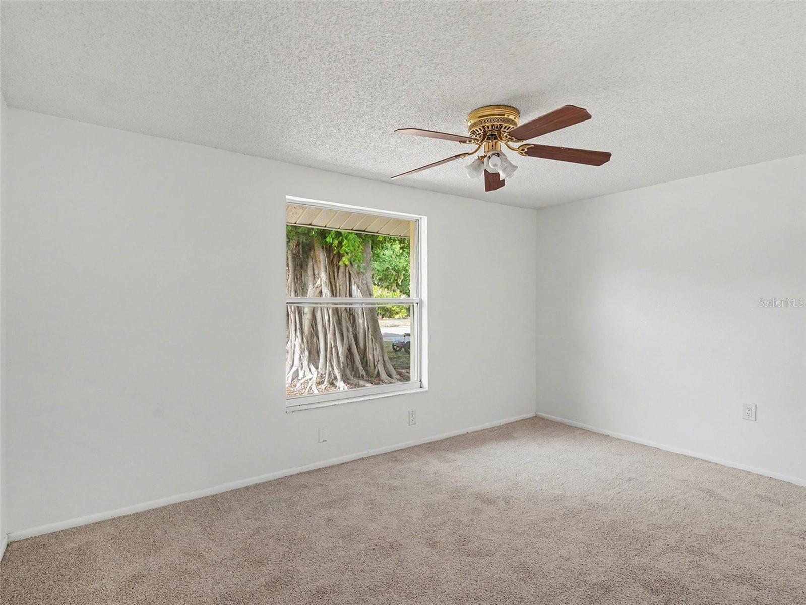 SOUTHRIDGE - Residential