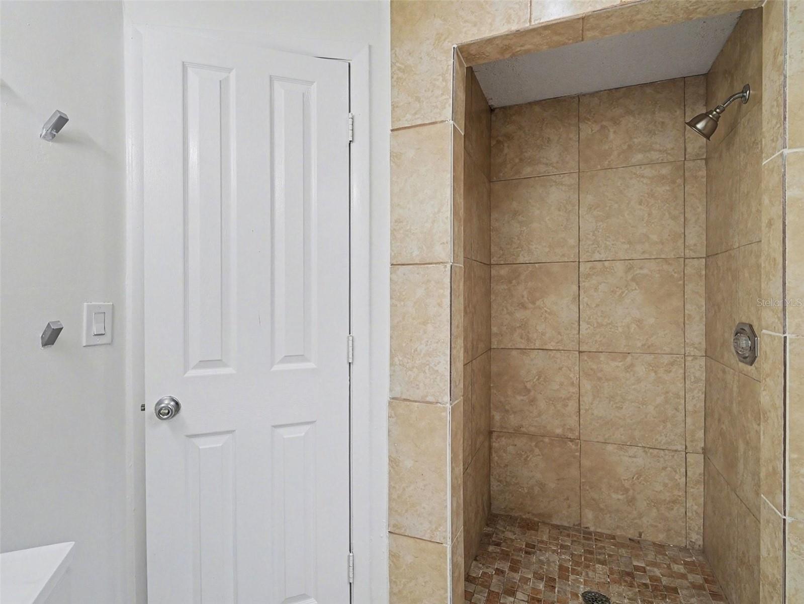 SOUTHRIDGE - Residential