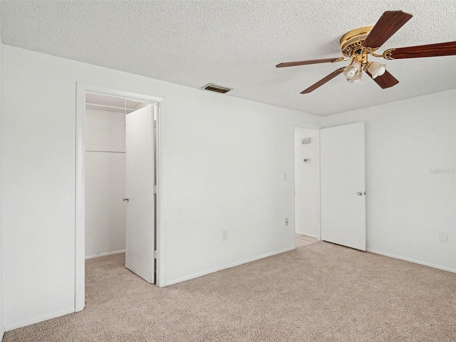 SOUTHRIDGE - Residential