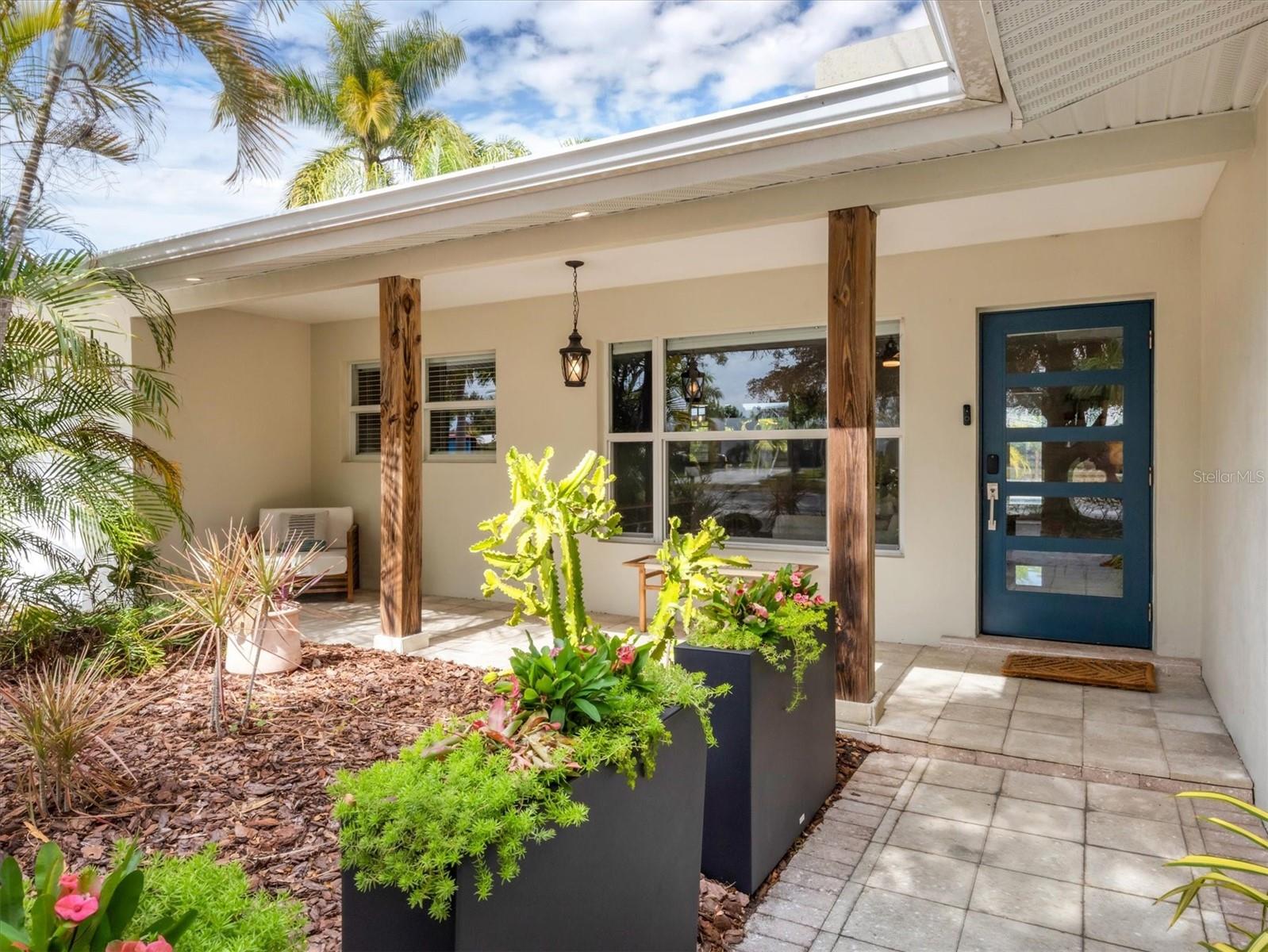 SOUTH GATE - Residential