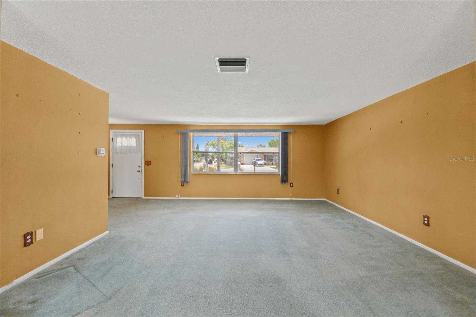 HOLIDAY HILL ESTATES - Residential