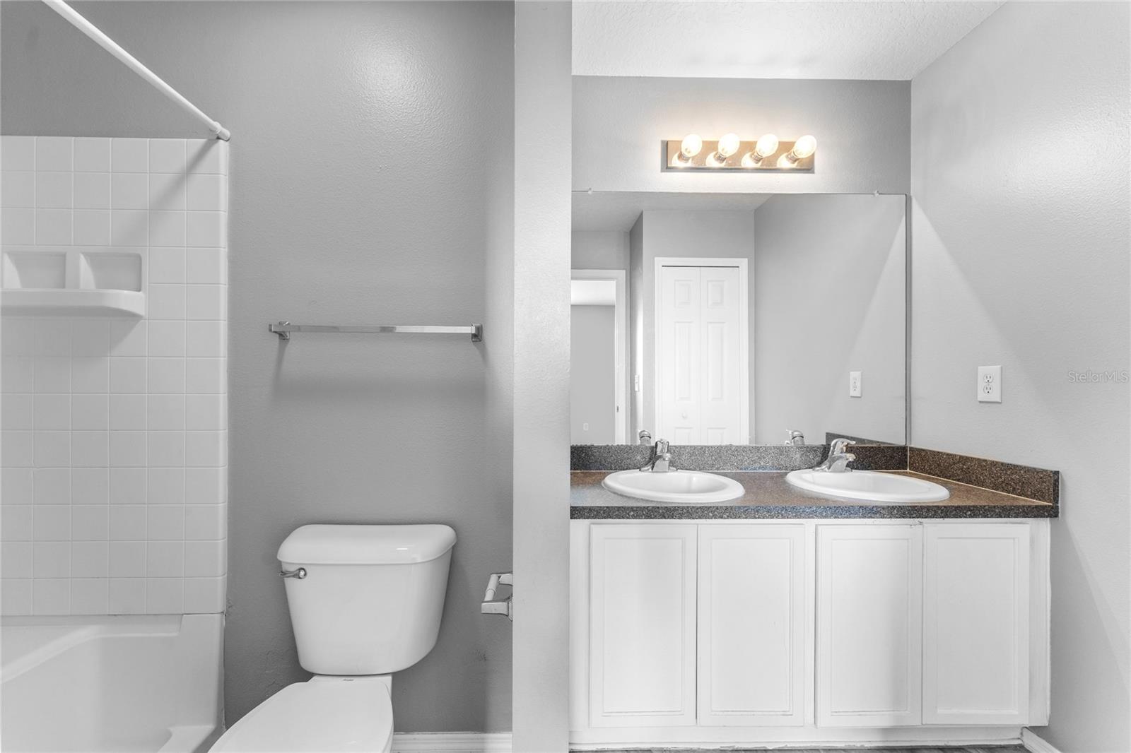 EDGEWATER AT LAKE BRANDON - Residential Lease