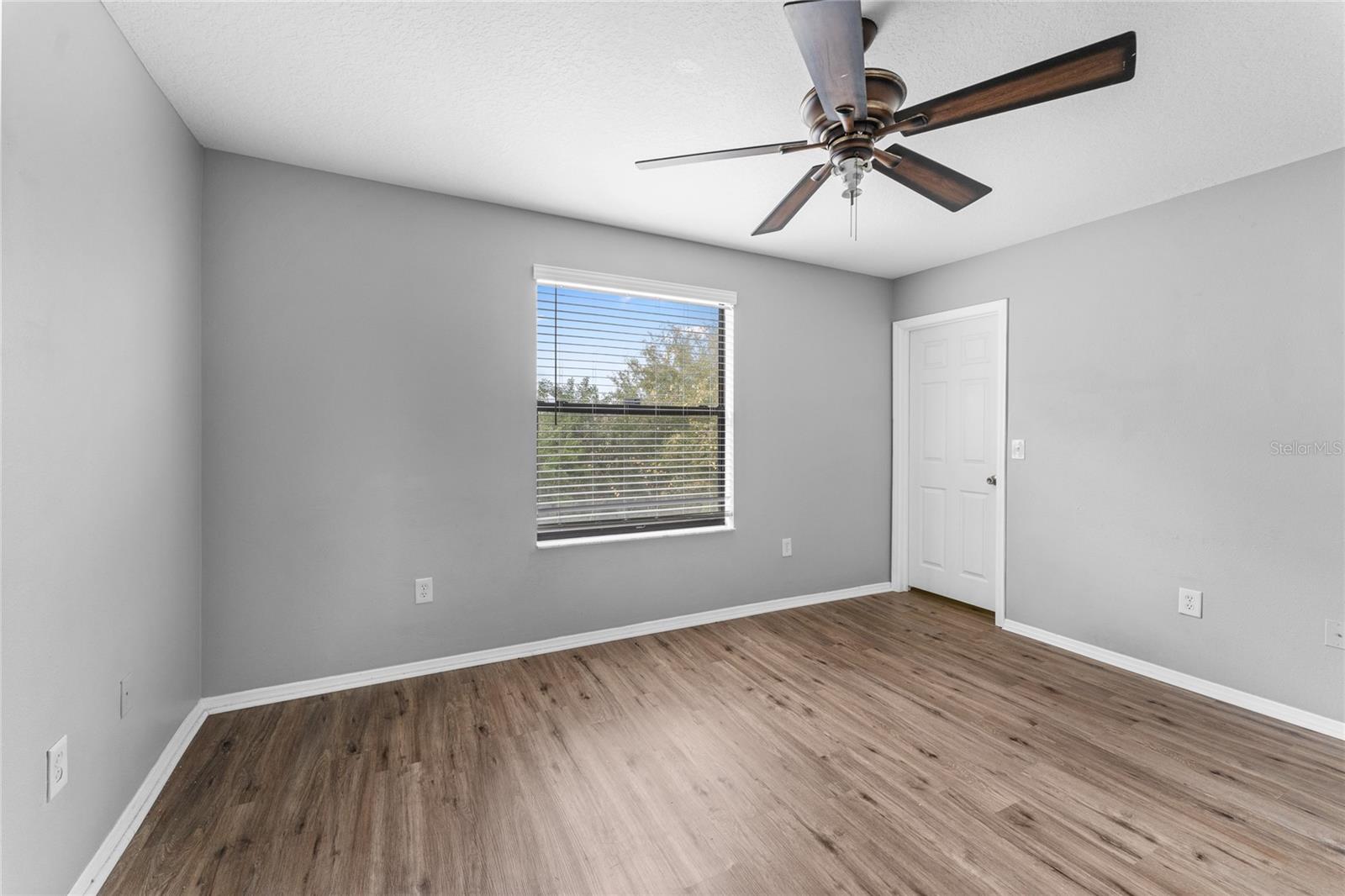 EDGEWATER AT LAKE BRANDON - Residential Lease