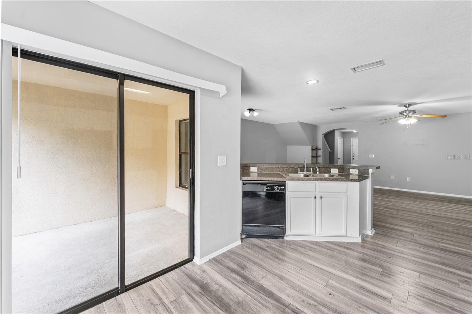 EDGEWATER AT LAKE BRANDON - Residential Lease