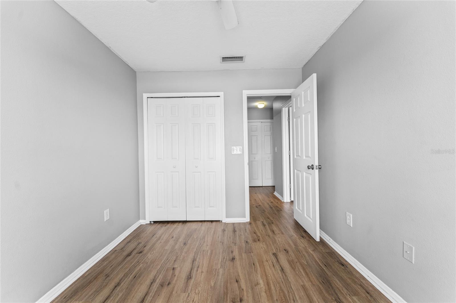 EDGEWATER AT LAKE BRANDON - Residential Lease