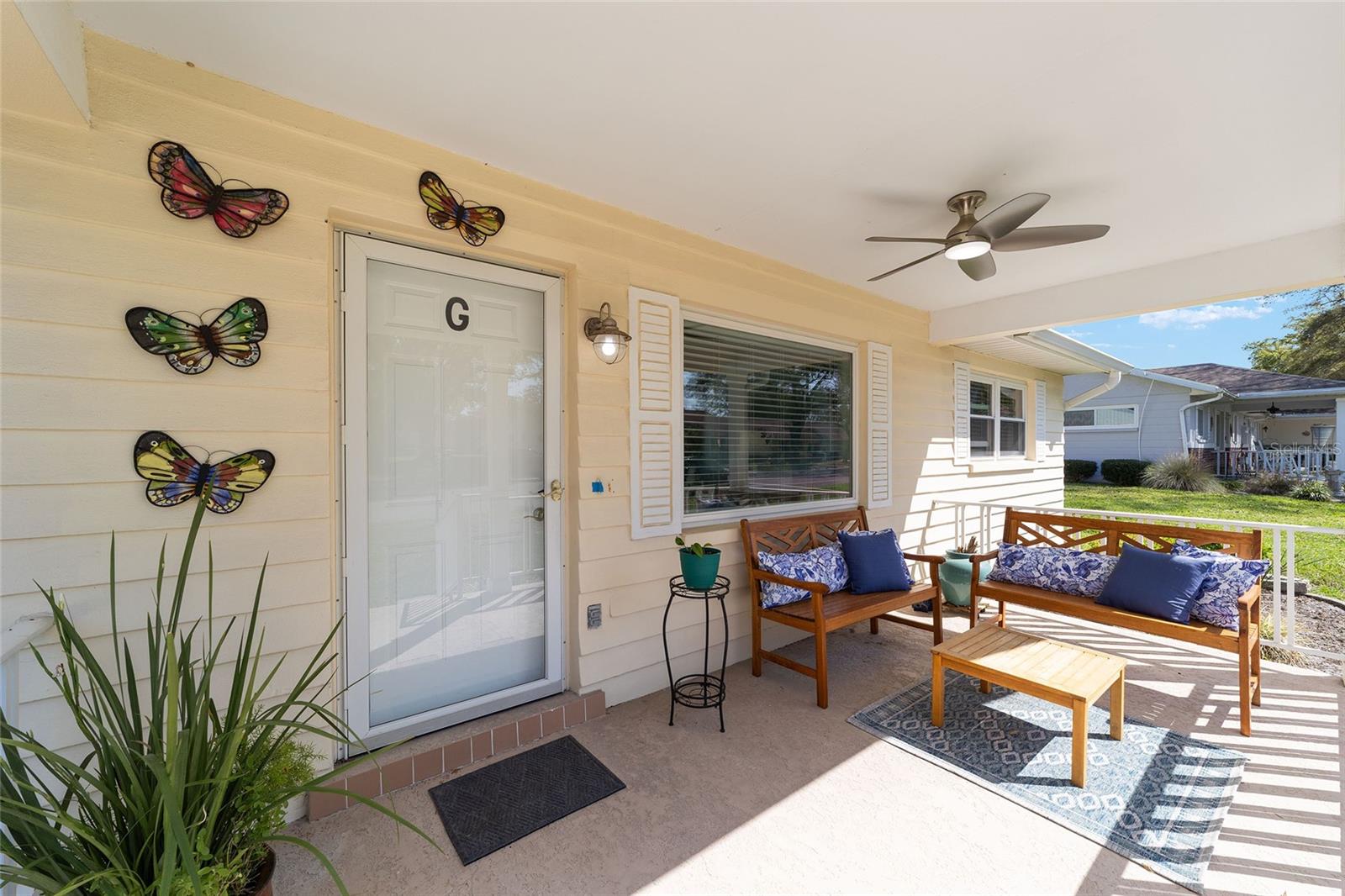 ON TOP OF THE WORLD - Residential