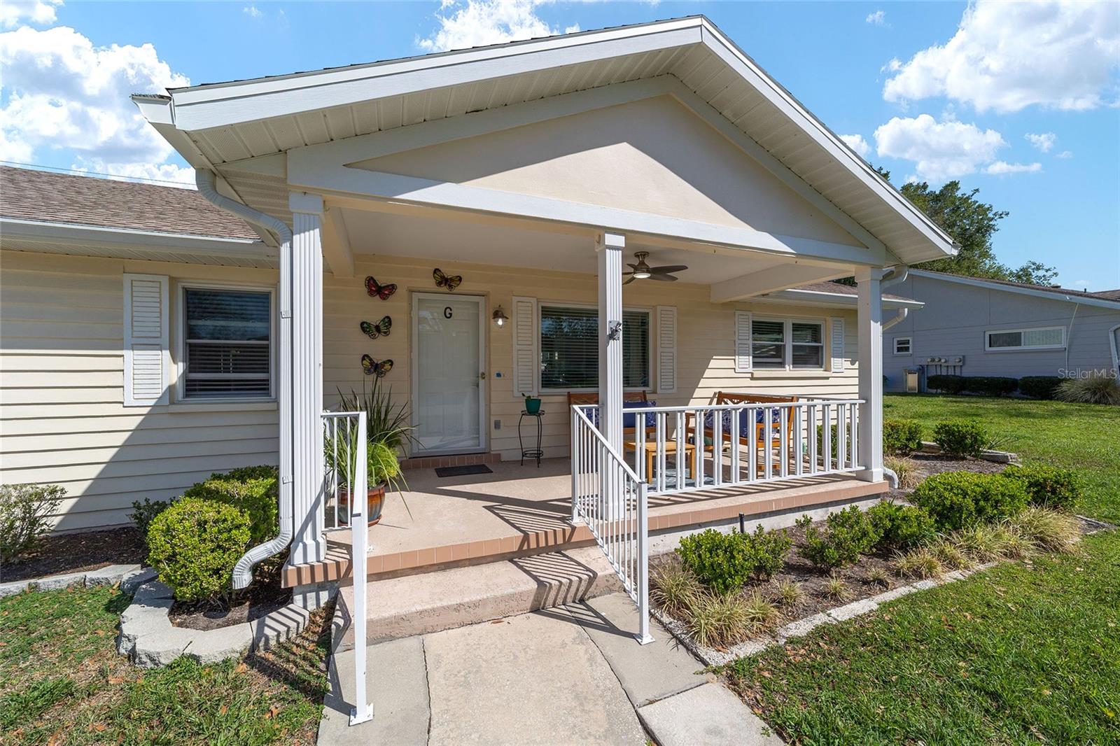 ON TOP OF THE WORLD - Residential