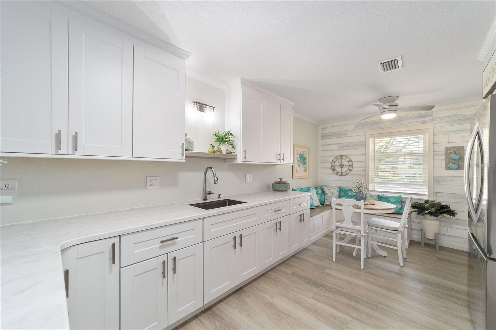 ON TOP OF THE WORLD - Residential