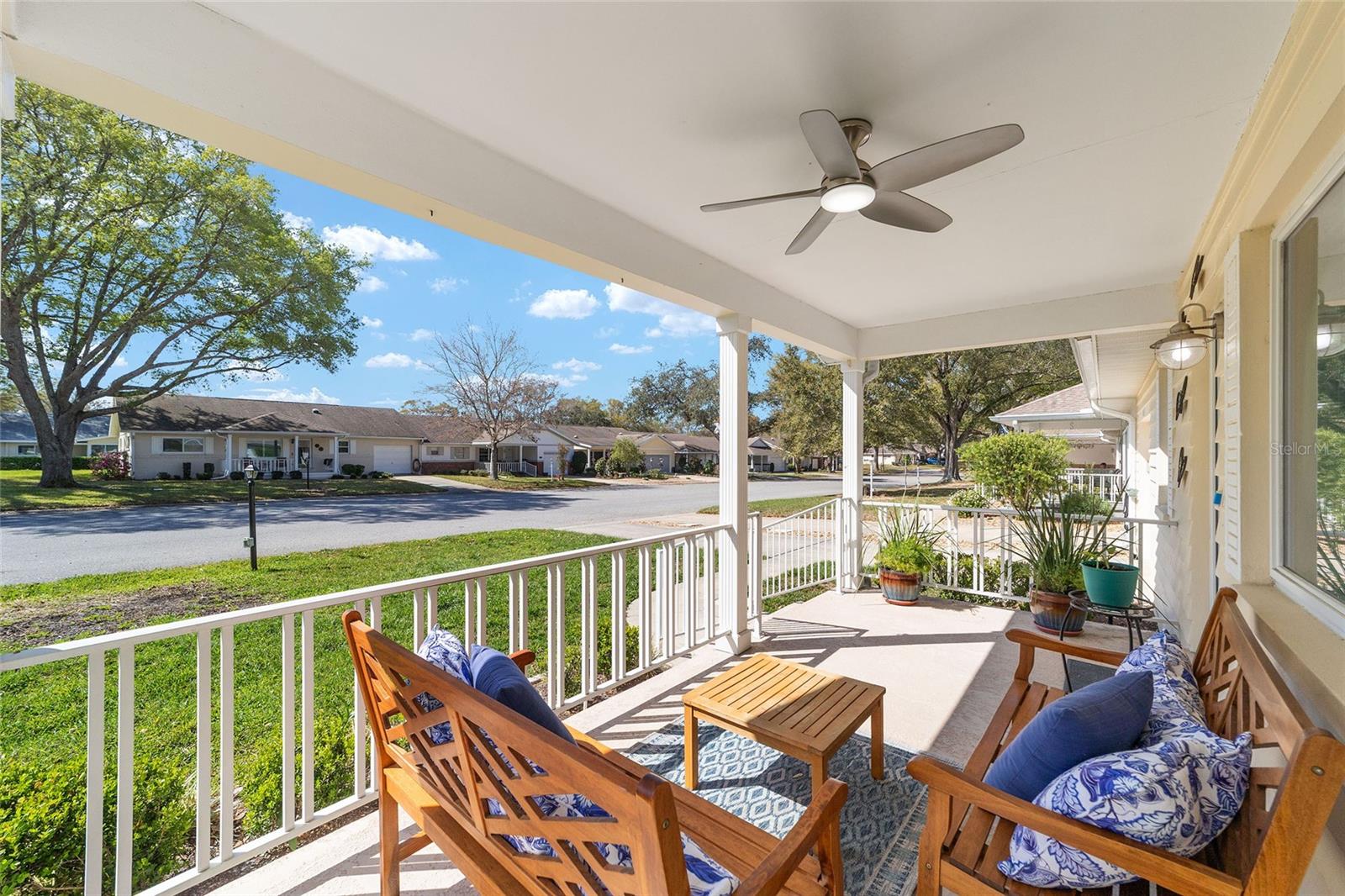 ON TOP OF THE WORLD - Residential