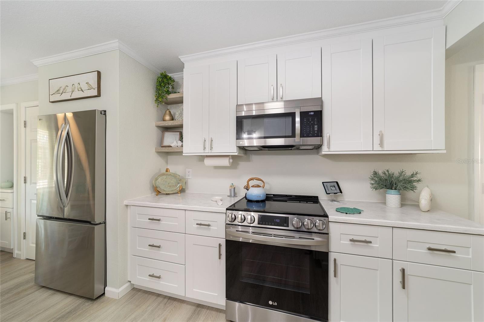 ON TOP OF THE WORLD - Residential