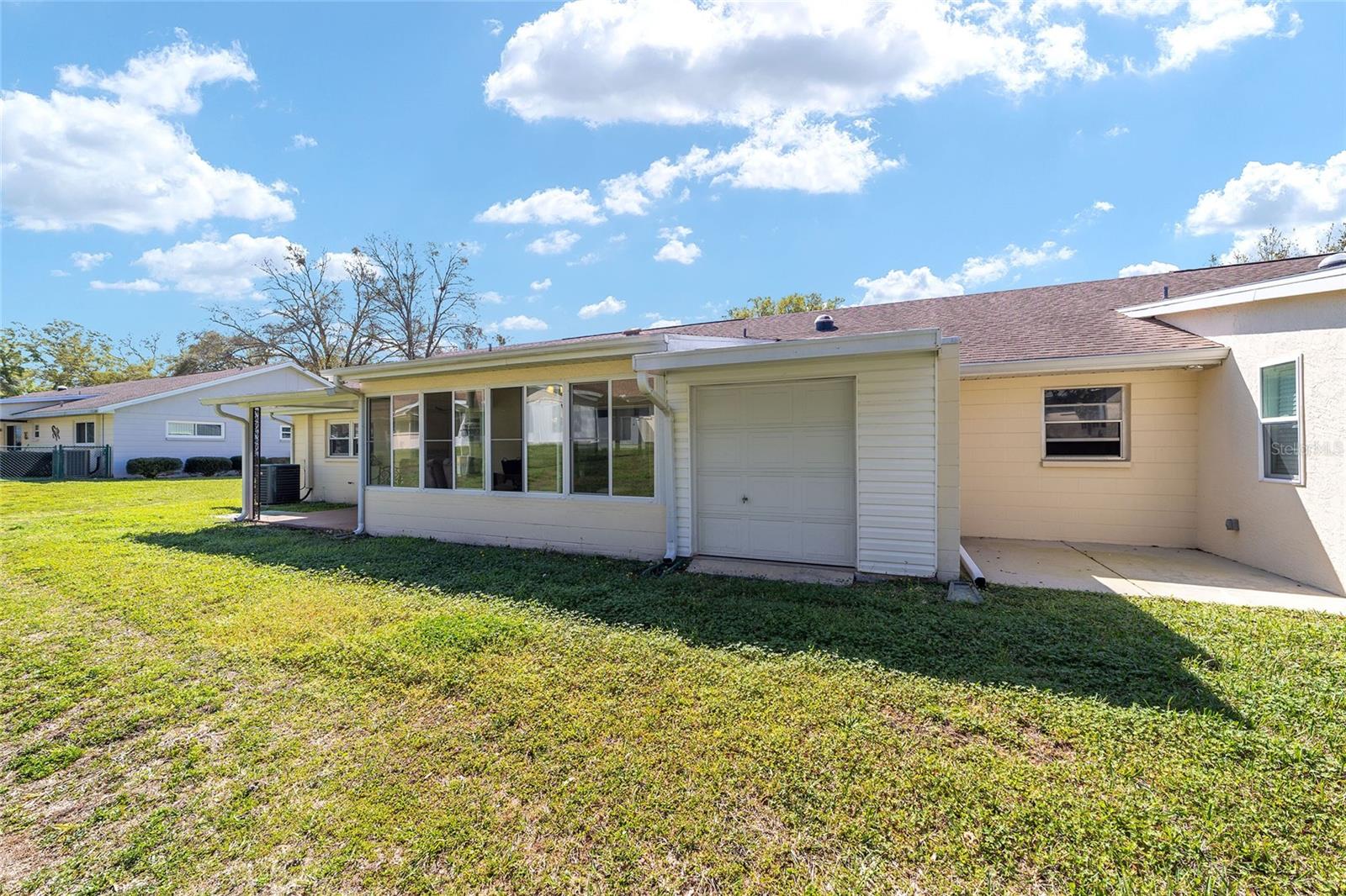 ON TOP OF THE WORLD - Residential