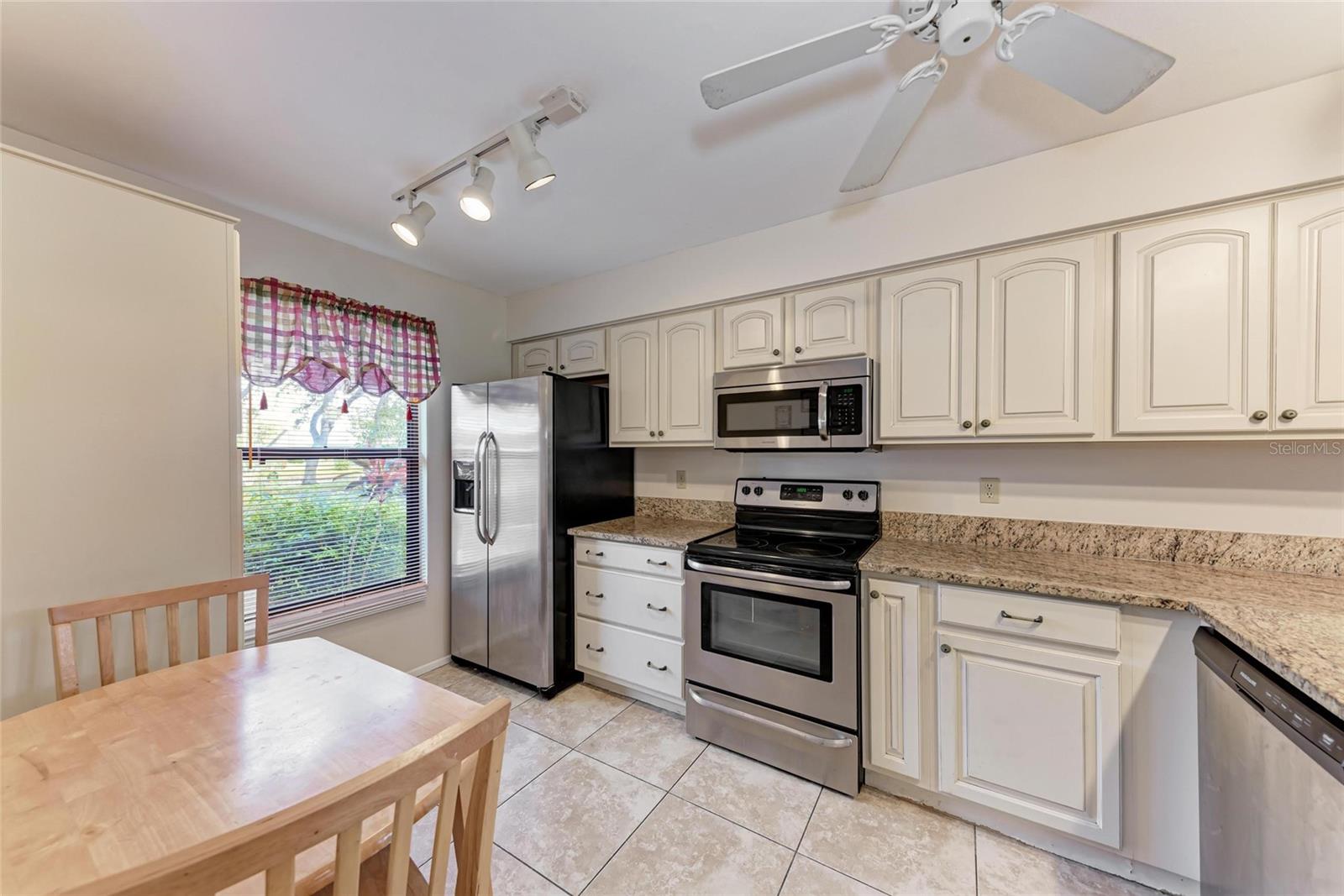 HUNTINGTON WOODS PH I - Residential
