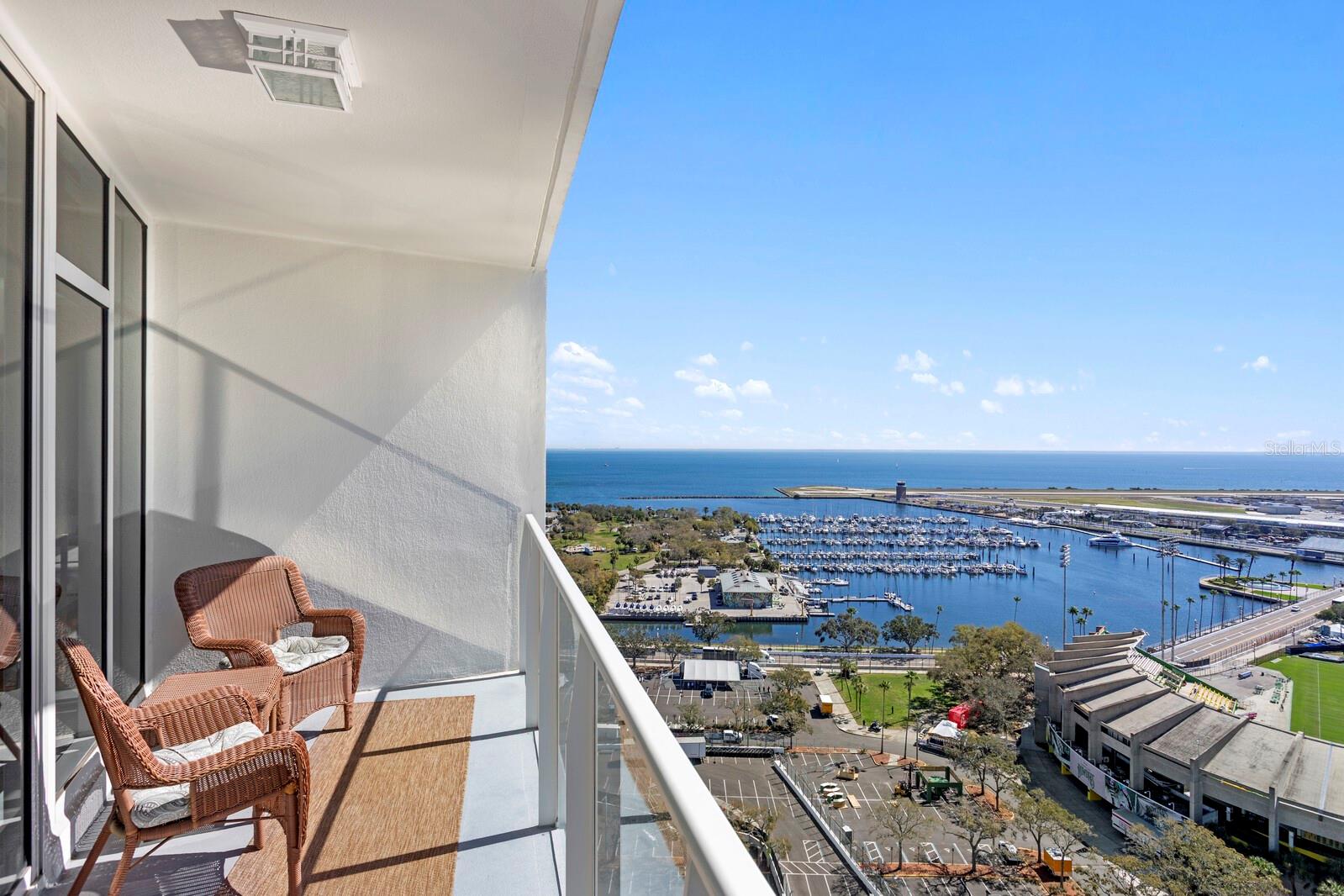 SIGNATURE PLACE CONDO - Residential