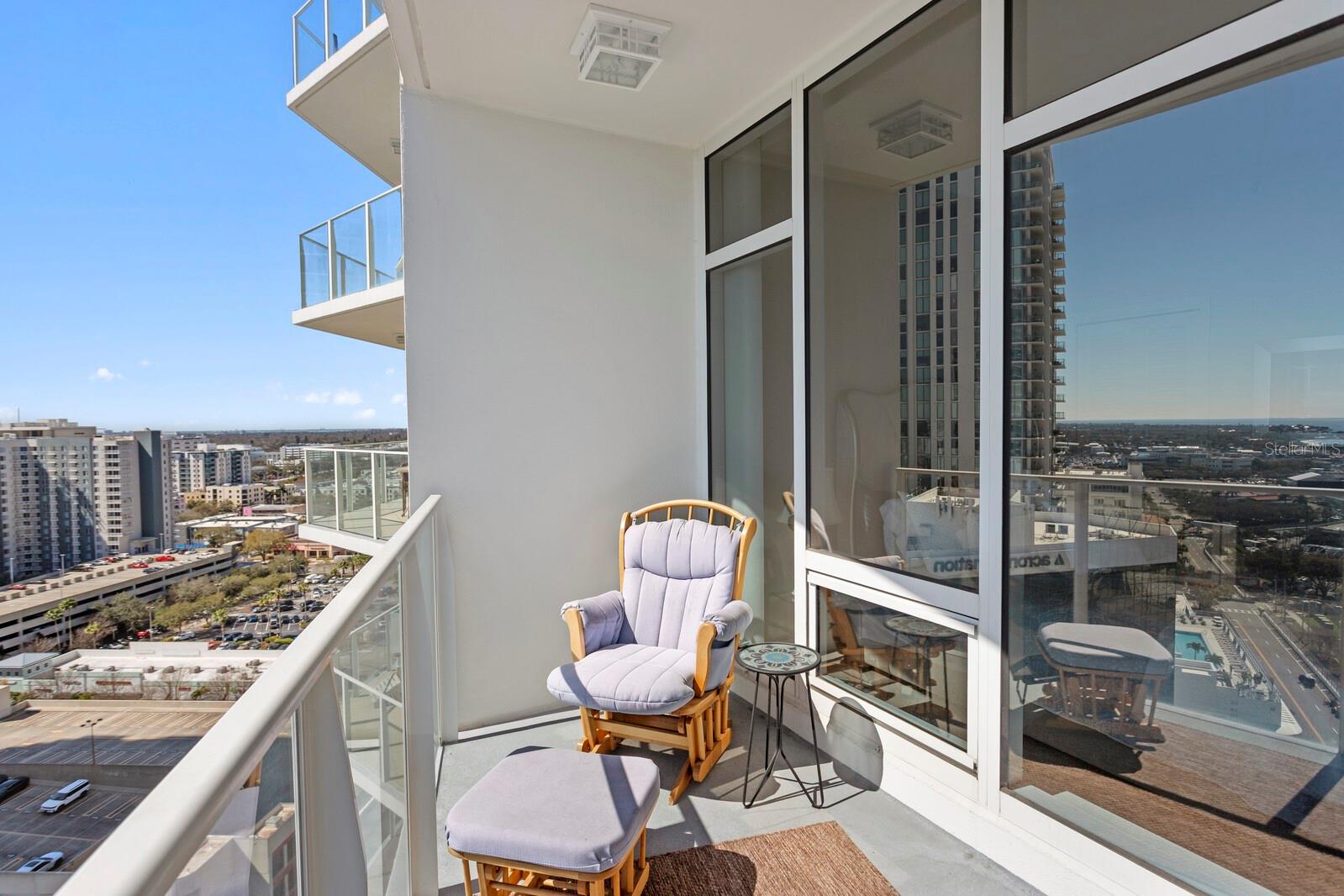 SIGNATURE PLACE CONDO - Residential