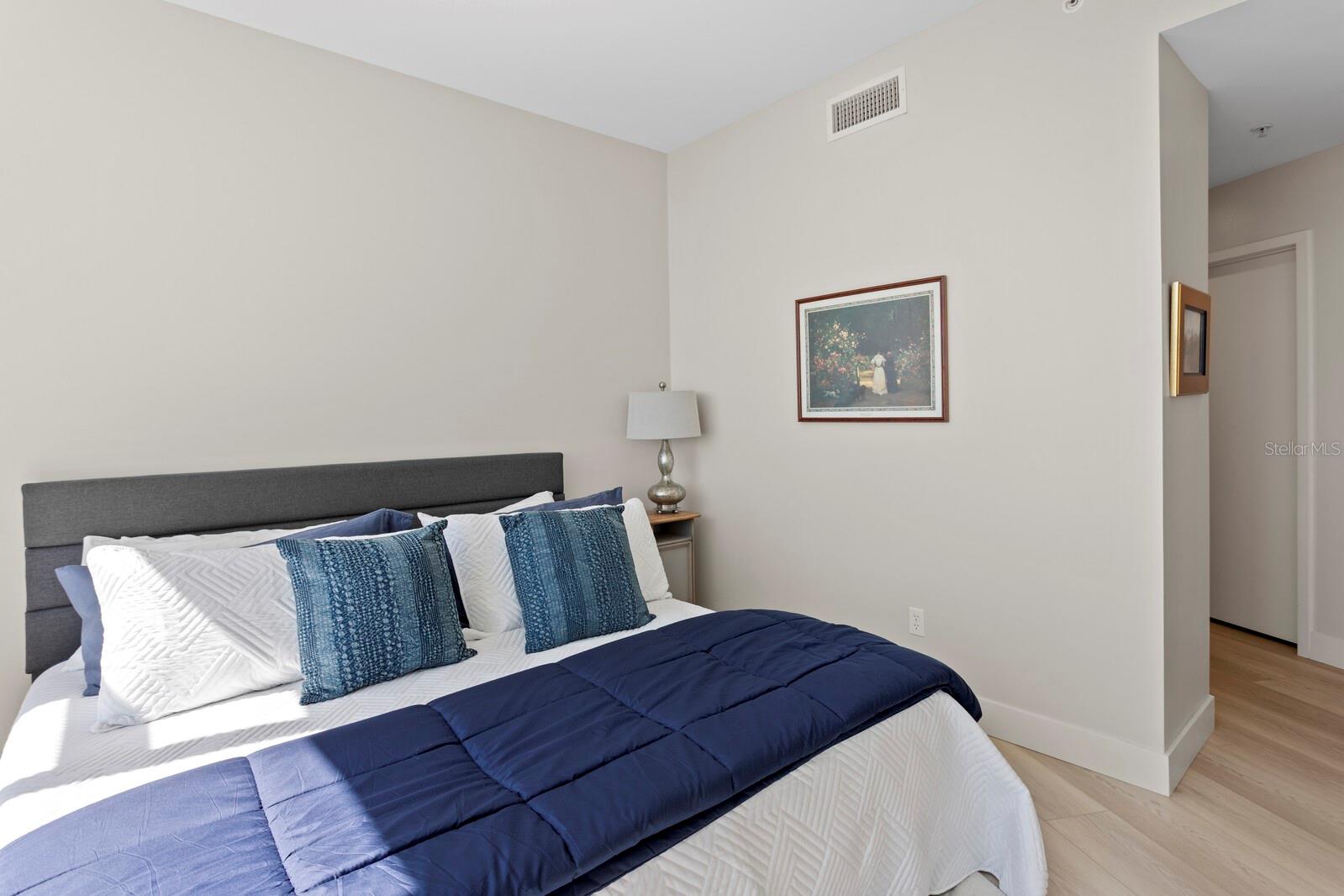 SIGNATURE PLACE CONDO - Residential