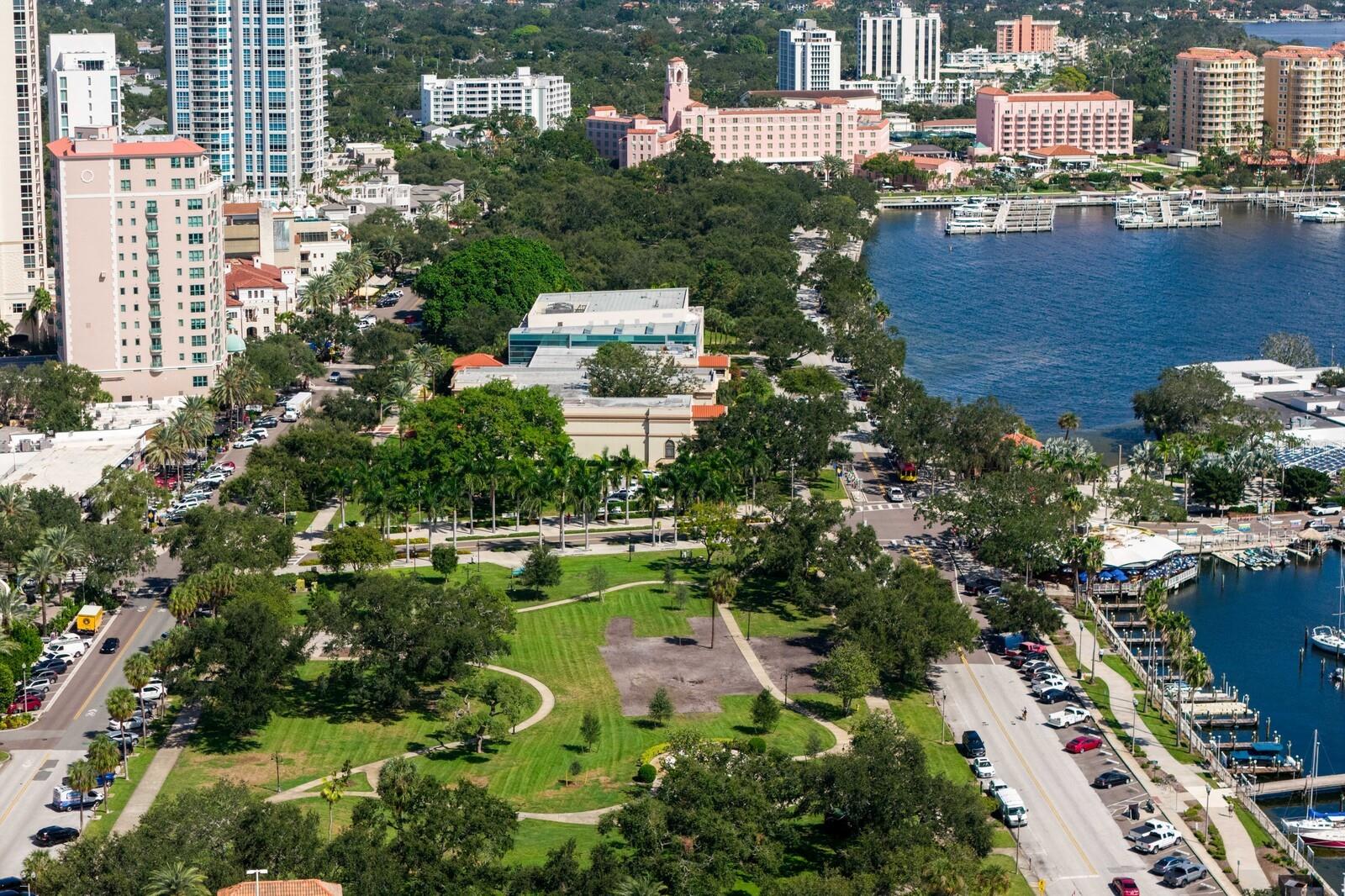 SIGNATURE PLACE CONDO - Residential