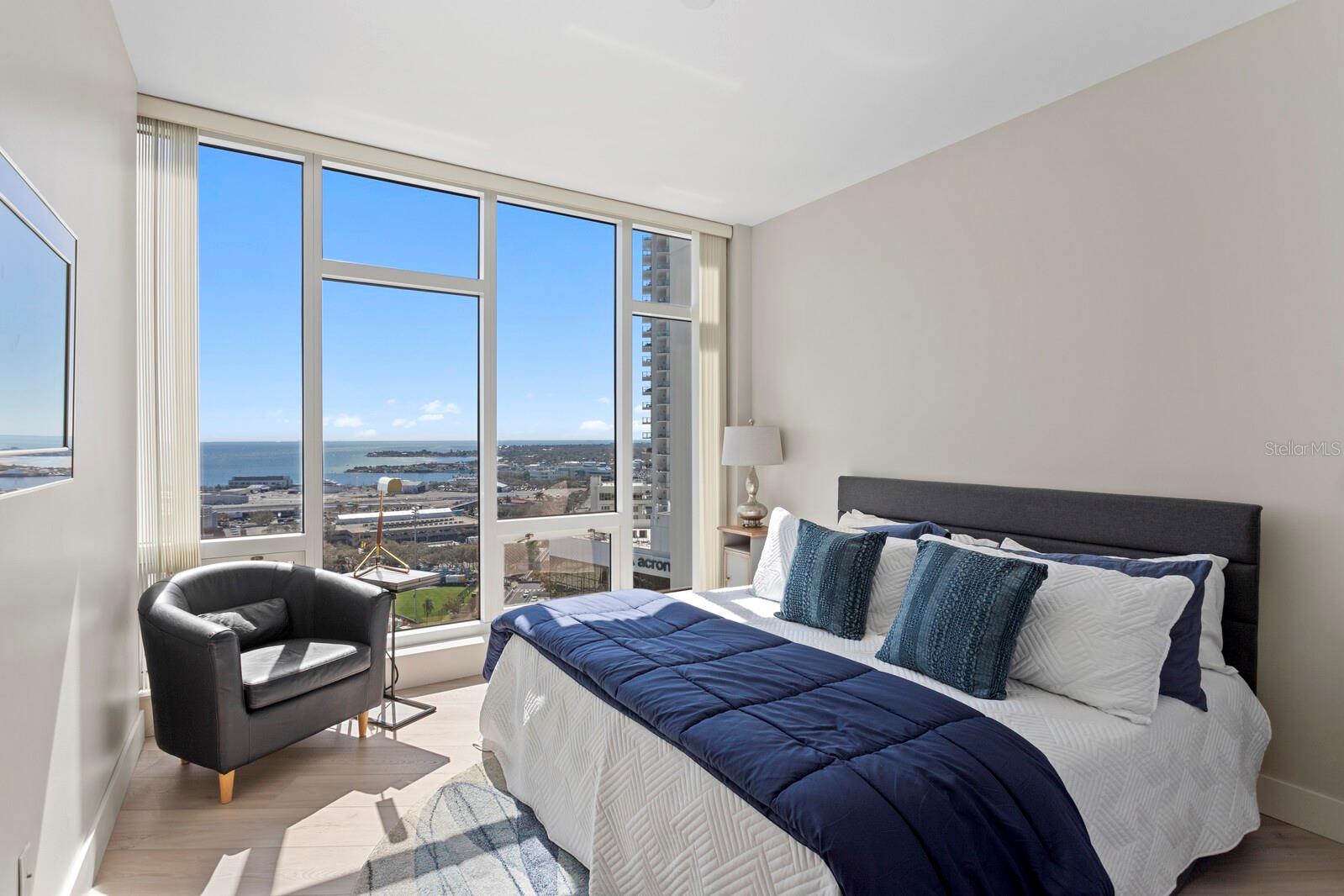 SIGNATURE PLACE CONDO - Residential