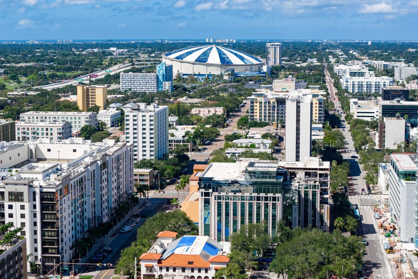 SIGNATURE PLACE CONDO - Residential